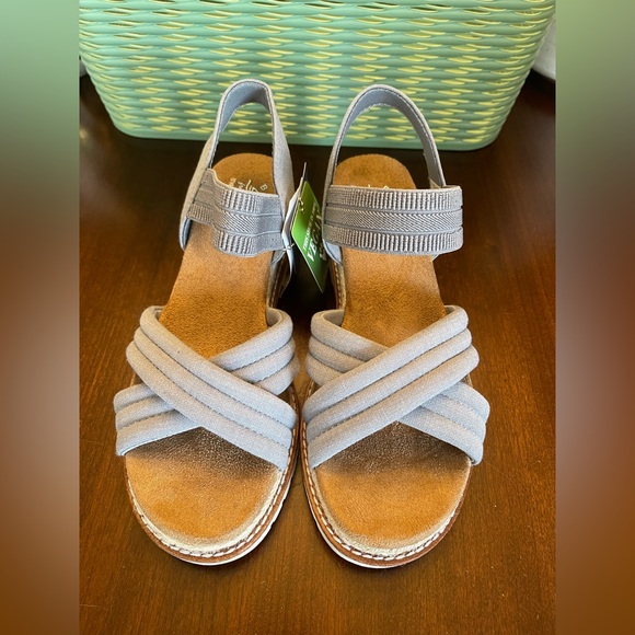 BOBS from Skechers Gray Woven Strap Sandals NWT - Picture 4 of 9